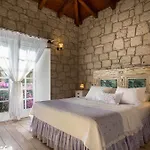 Asma 2* Alacati